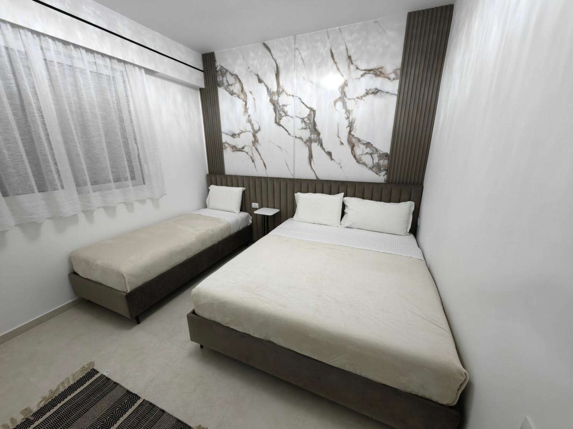 Lungomare Luxury Sea View Apartaments Vlore Room photo
